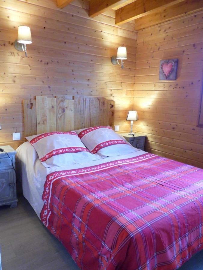 Chalet Des Clarines Saint-Genes-Champespe Bagian luar foto